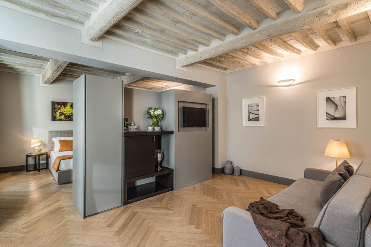 Palazzo Dipinto Hotel Lucca Buitenkant foto